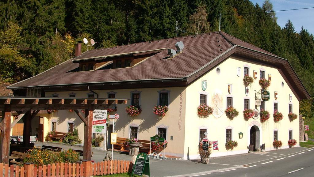 ホテル ガストホフ ツム レーウェン Sankt Jakob im Lesachtal エクステリア 写真